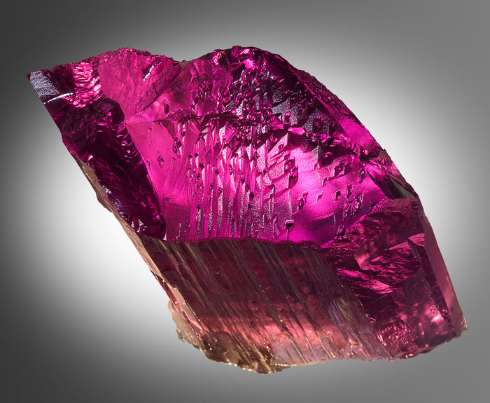 Pink crystal spodumene