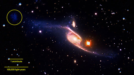giant barred spiral galaxy NGC 6872