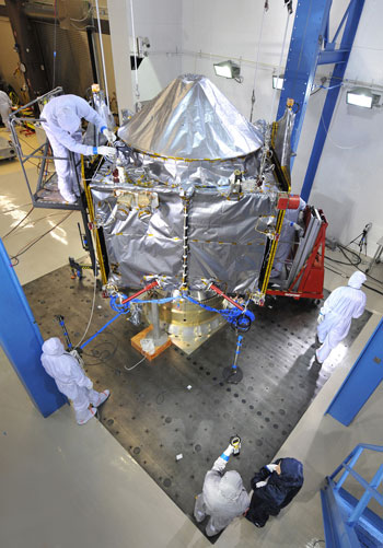 NASA’s MAVEN spacecraft undergoes acoustics testing