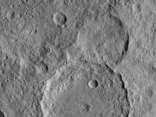 centre of the Gaue crater on Veres