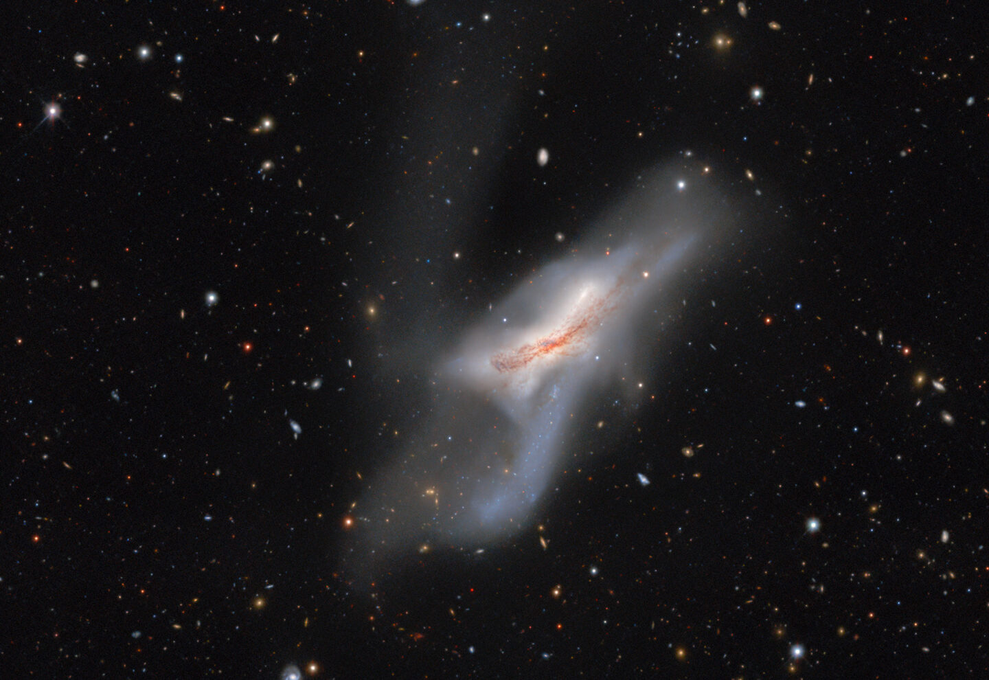galaxy NGC 520