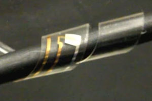Adaptive organic transistors for implantable electronics